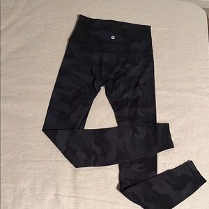 Lululemon athletica Womens Black Camo Leggings
